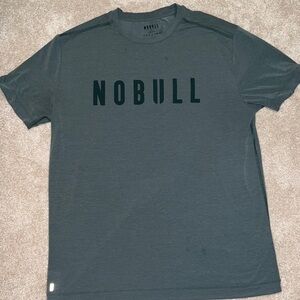 Nobull workout t-shirt.